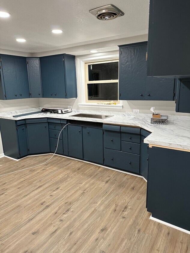 1206 Tweed St Unit Tweed 1, Sault Sainte Marie, MI 49783 Apartments