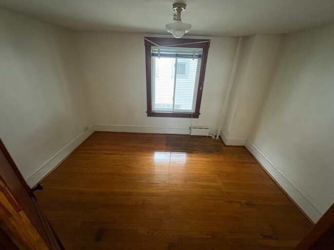 Foto del edificio - 107 W Chestnut St