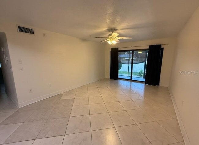 Building Photo - 631 N Orange Ave