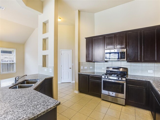 Foto del edificio - 105 Salt Fork Dr