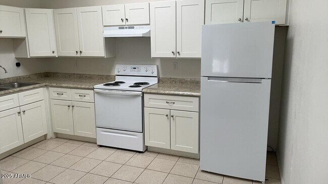 Foto del edificio - 1551 E 28th Ave