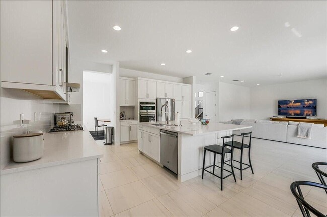 Building Photo - 17496 Sparkling River Rd