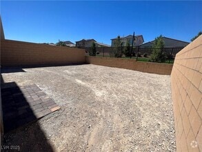 Building Photo - 8903 Roadrunner Ravine St