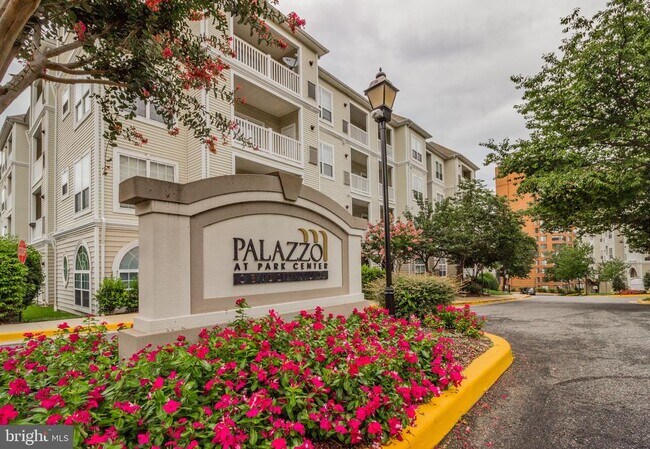 Foto del edificio - 4561 Strutfield Ln