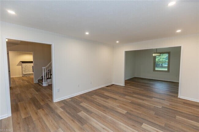 Building Photo - 17016 Greenwood Dr