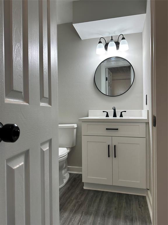 1/2 Bathroom Downstairs - 4021 Vista Rd