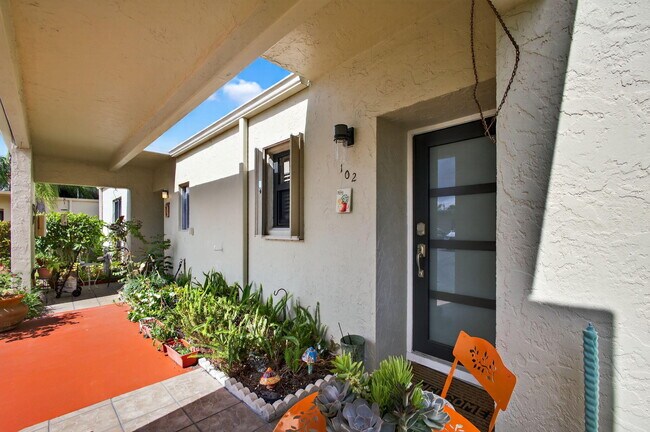 Foto del edificio - 2532 Boundbrook Dr S