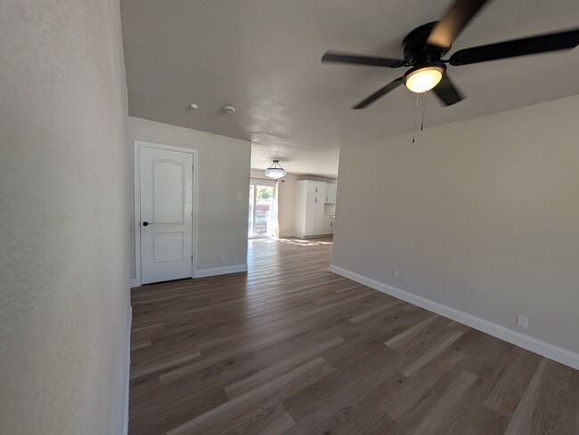 Building Photo - Beautiful 3 Beds 2 Baths Home in Richardson!