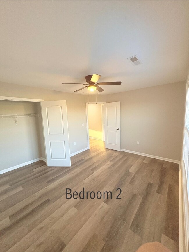 Building Photo - 7054 Caravan Dr