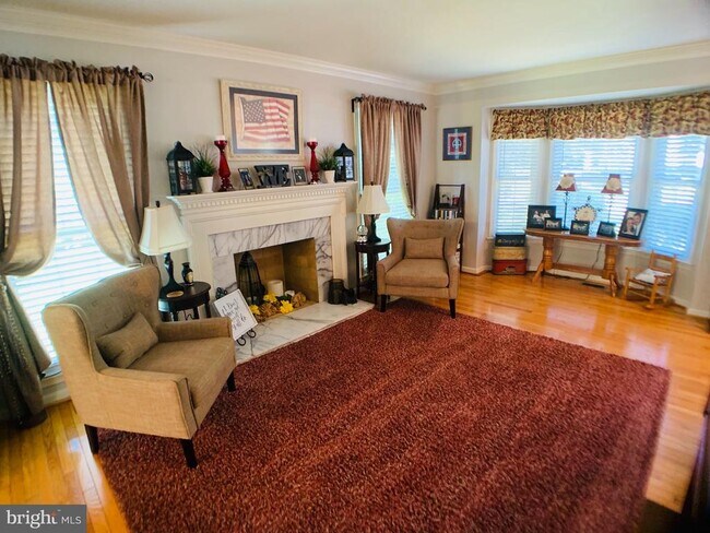 Foto del edificio - 8604 Oak Chase Cir