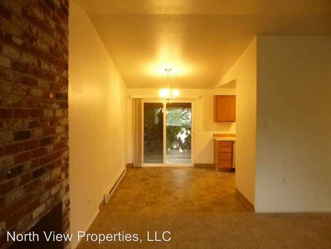 Building Photo - 2 br, 1 bath House - 39375 Gary Street #O