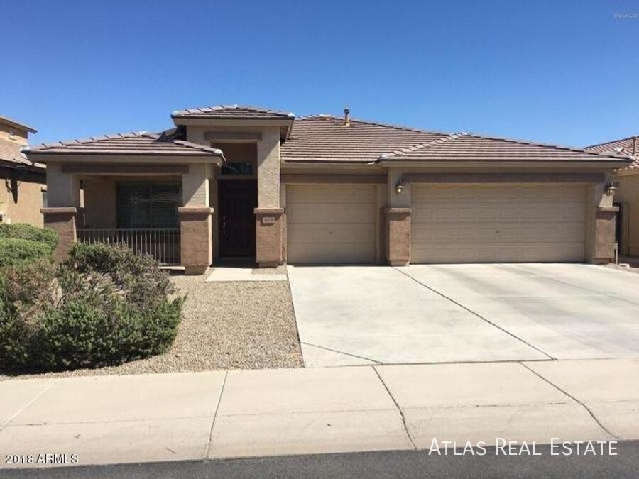 Primary Photo - Beautiful 4 bedroom with 3 car garage in T...