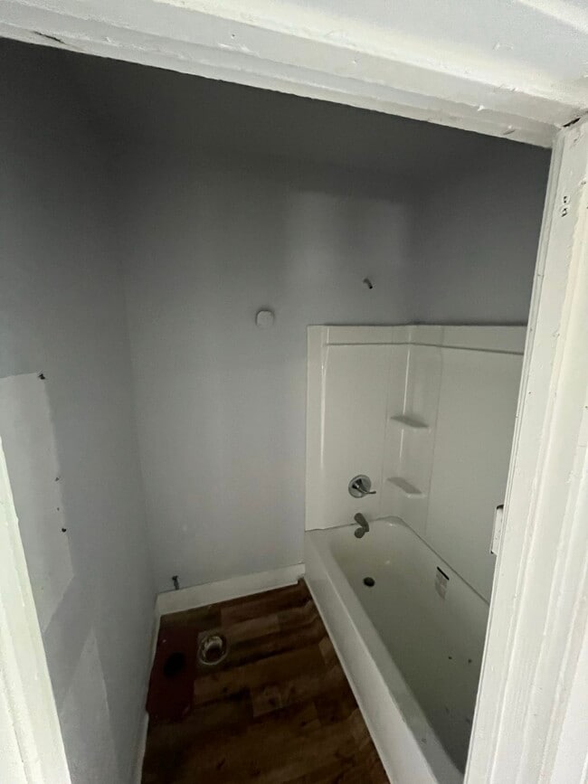Foto del edificio - 1365 Rutledge St