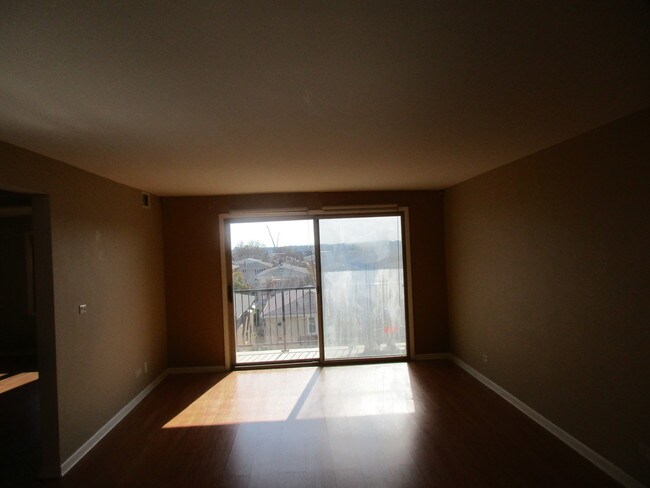 Foto del edificio - 5332 N Delphia Ave