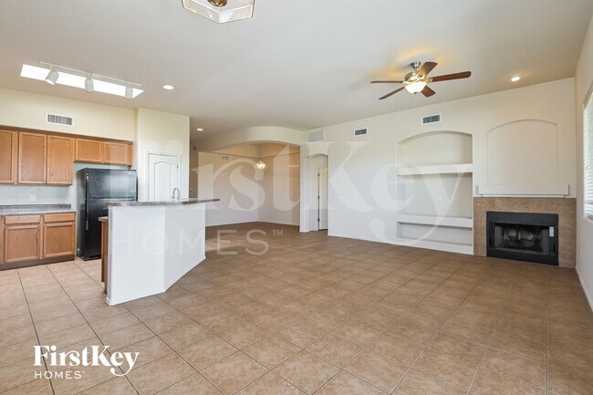 Foto del edificio - 13558 E High Plains Ranch St