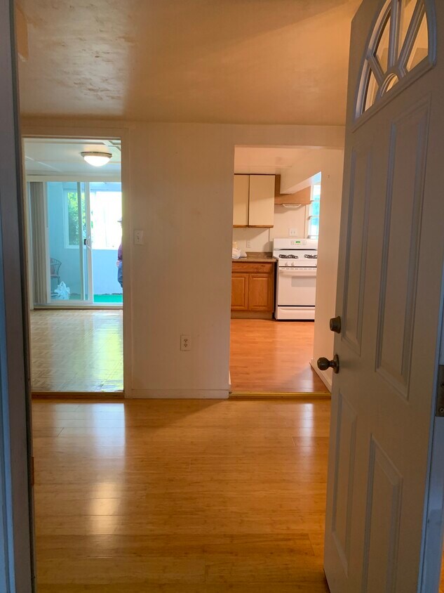 Front Entry - 238 Geneva Ave