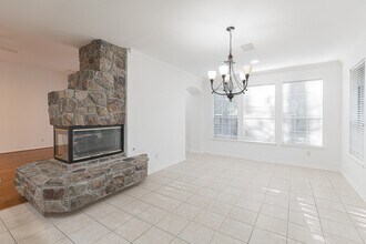 Building Photo - 22 Westwinds Cir