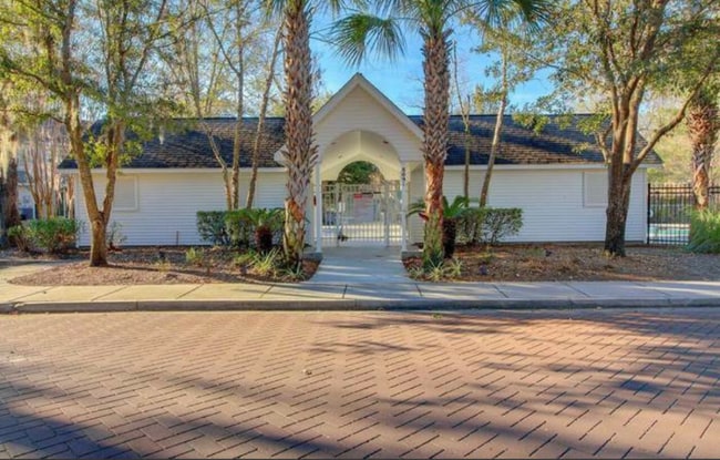 Foto del edificio - 7933 Shadow Oak Dr