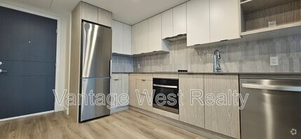 Building Photo - 1488 Bertram St