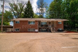 Building Photo - 1110 Gard Pl