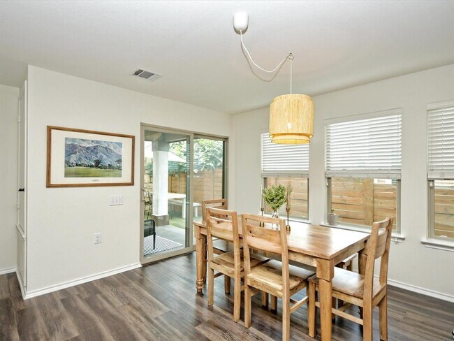 Building Photo - 6709 Sunderland Trail