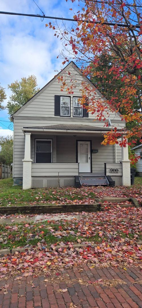 Foto del edificio - Charming 3-Bedroom Property in Prime Locat...