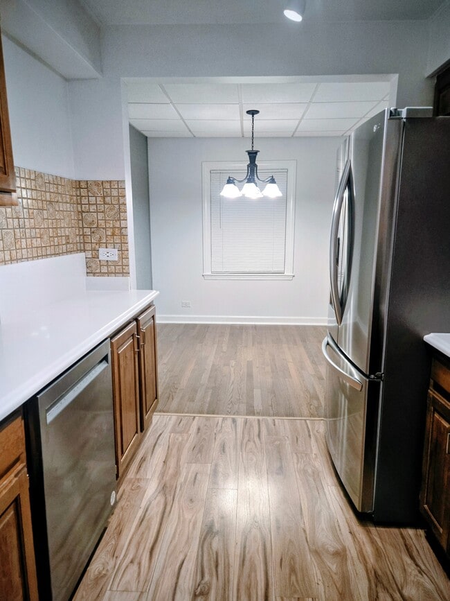 Building Photo - 3803 N Pacific Ave