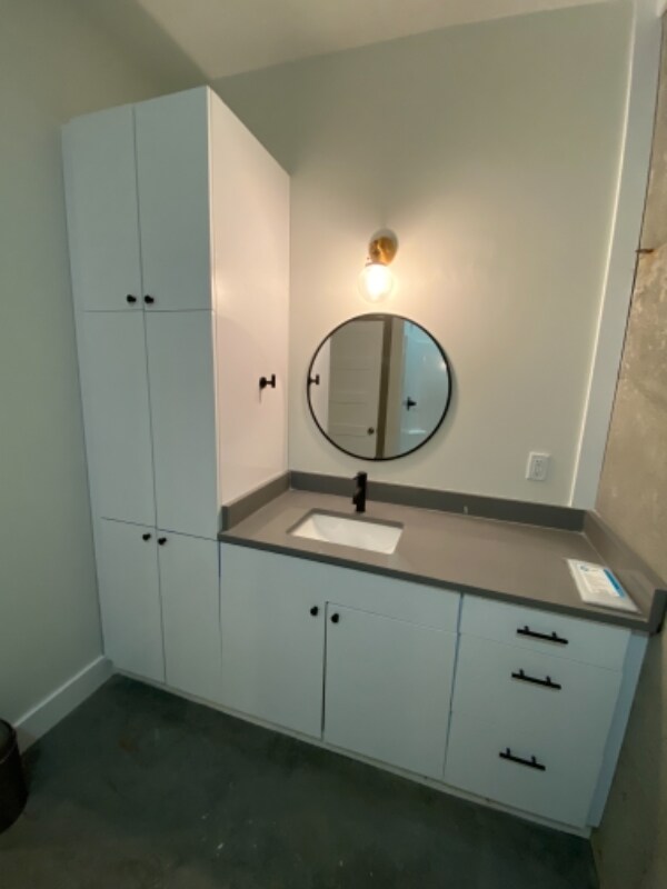Foto del edificio - 2304 Donna Hill Ct