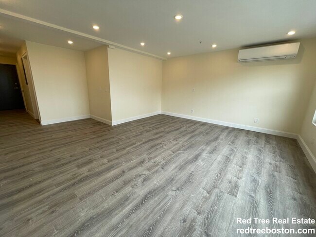 Foto del edificio - 1022 Commonwealth Ave