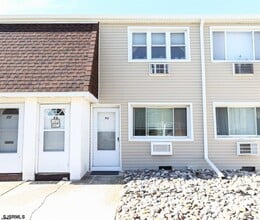 Building Photo - 4901 Harbor Beach Blvd