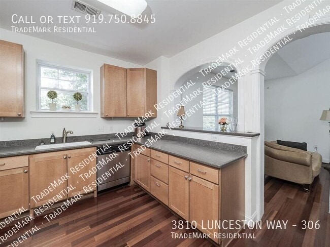 Foto del edificio - 3810 Lunceston Way