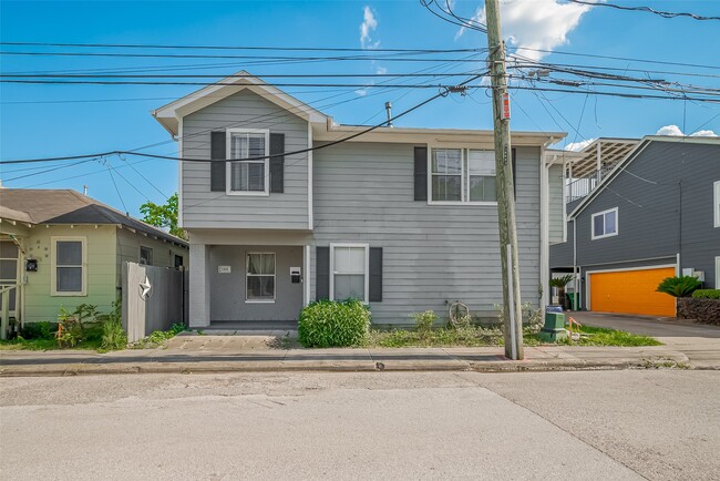 Building Photo - 1101 Saulnier St