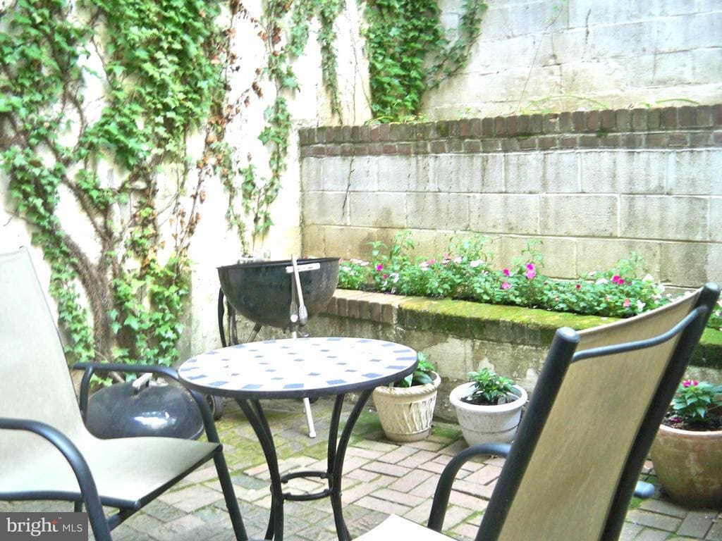 Foto principal - 1122 Rodman St