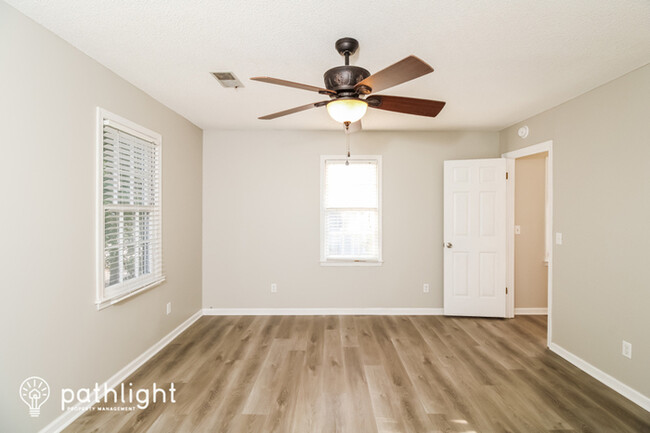 Building Photo - 343 S Royal Tower, Irmo, SC, 29063