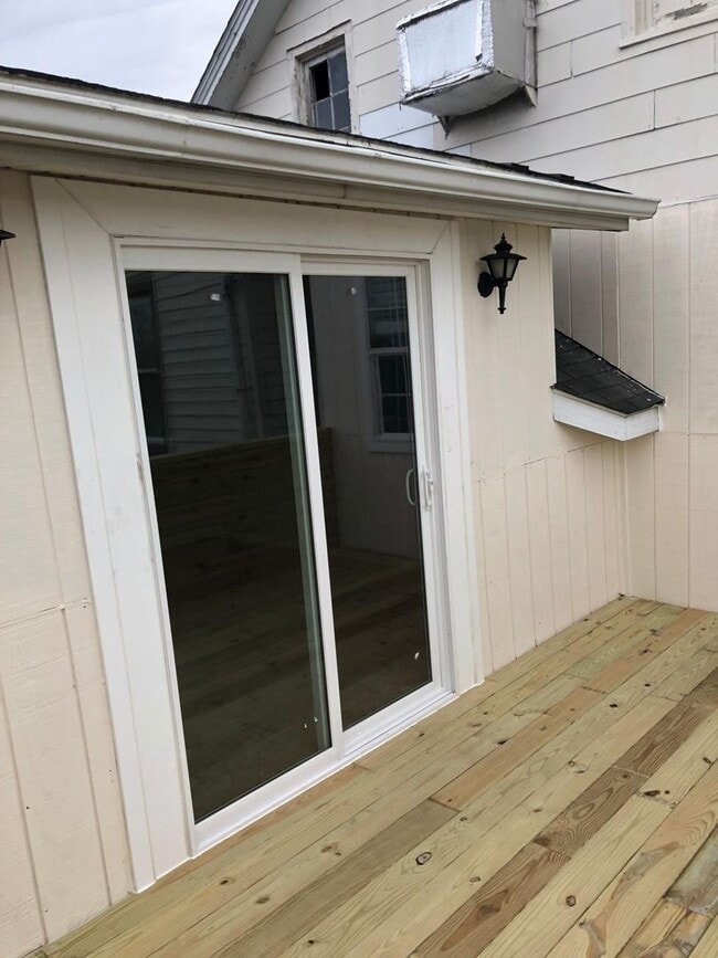 Building Photo - 3 bedroom 2 bath Home in Alburtis