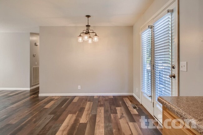 Building Photo - 1150 E 17th Ave