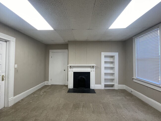 Building Photo - Utilities Included - One Bedroom Apartment...