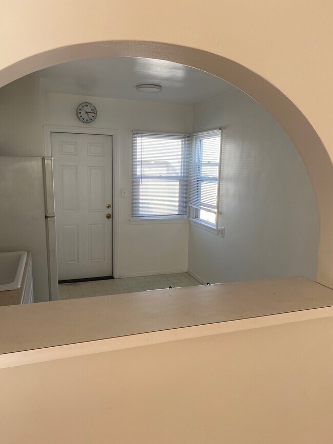 Building Photo - 1301 Manhattan Beach Blvd