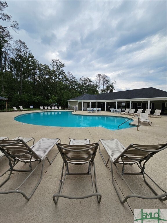 Building Photo - 390 Cantle Dr