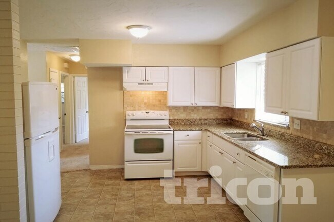 Foto del edificio - 1415 Wood Ave