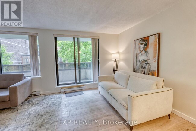 Photo du bâtiment - 470-470 Laurier Ave W