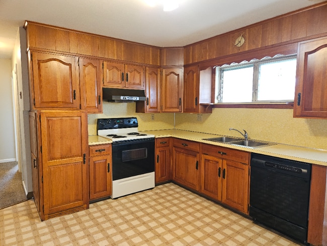 Building Photo - 906 Las Vegas Dr