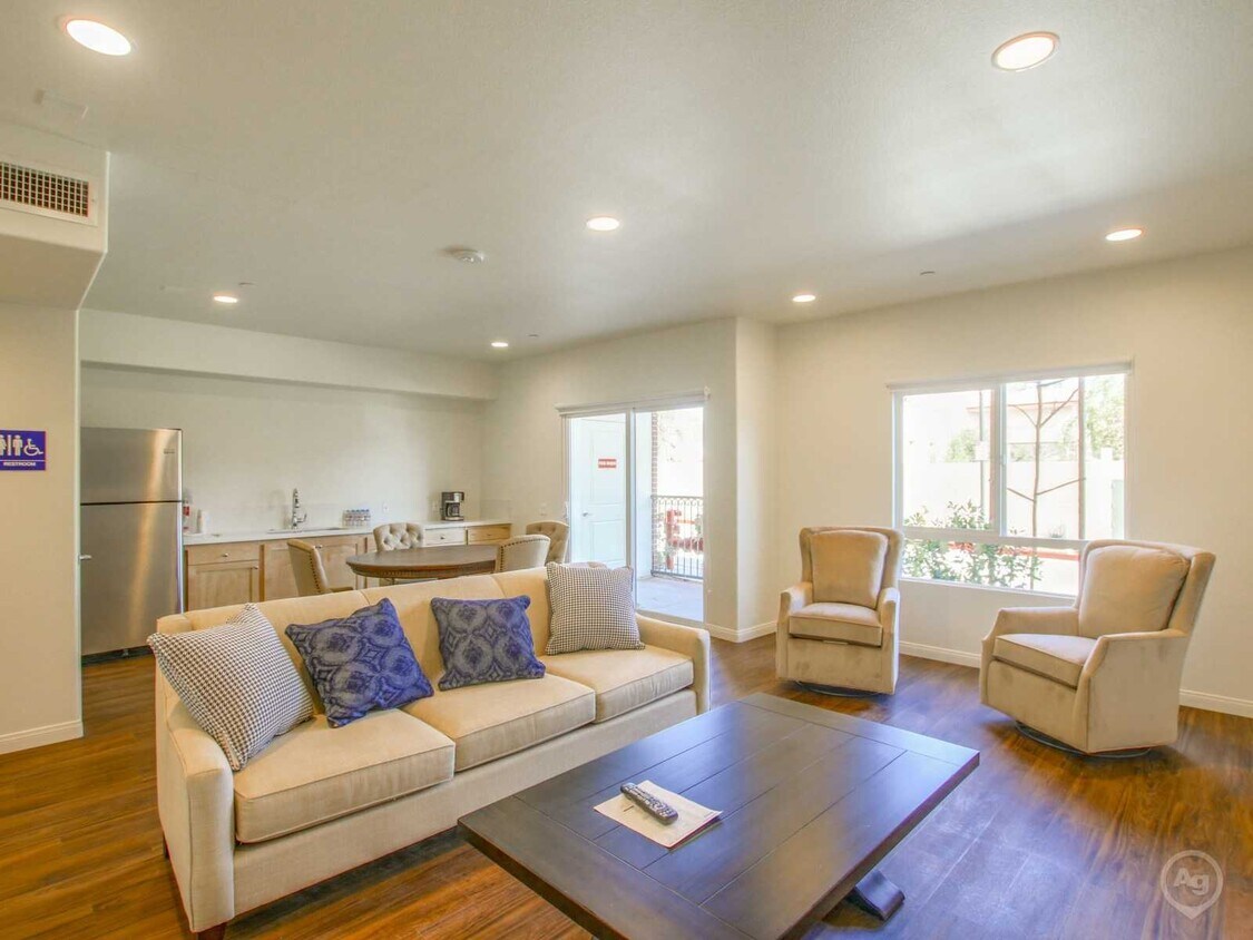community room - 4864 Cochran St