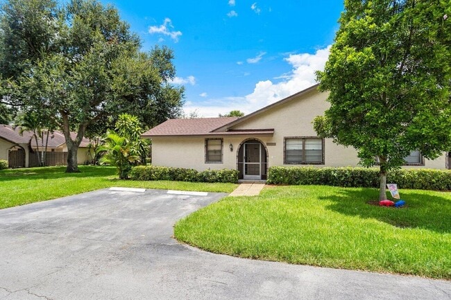 Building Photo - 23315 SW 54th Way