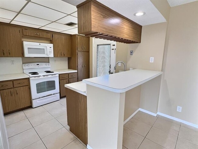 Foto del edificio - 9150 NW 38th Dr