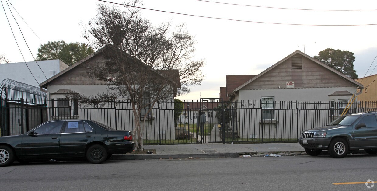 Building Photo - 1206 Avenue 54