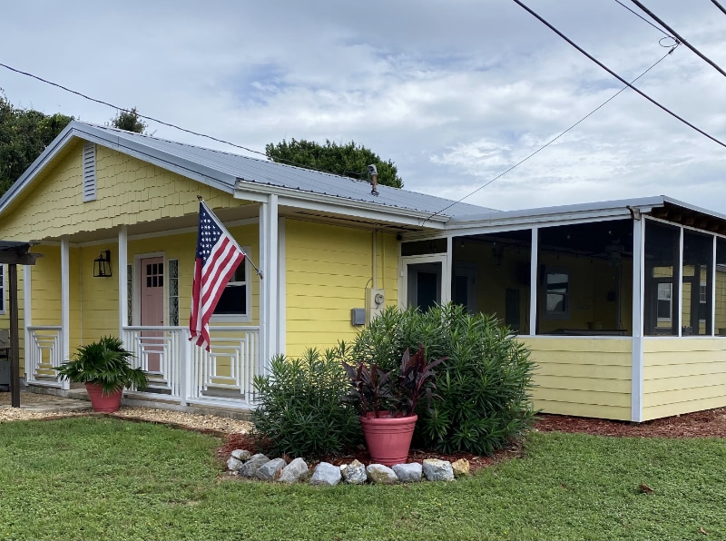 Primary Photo - 21829 Pompano Ave