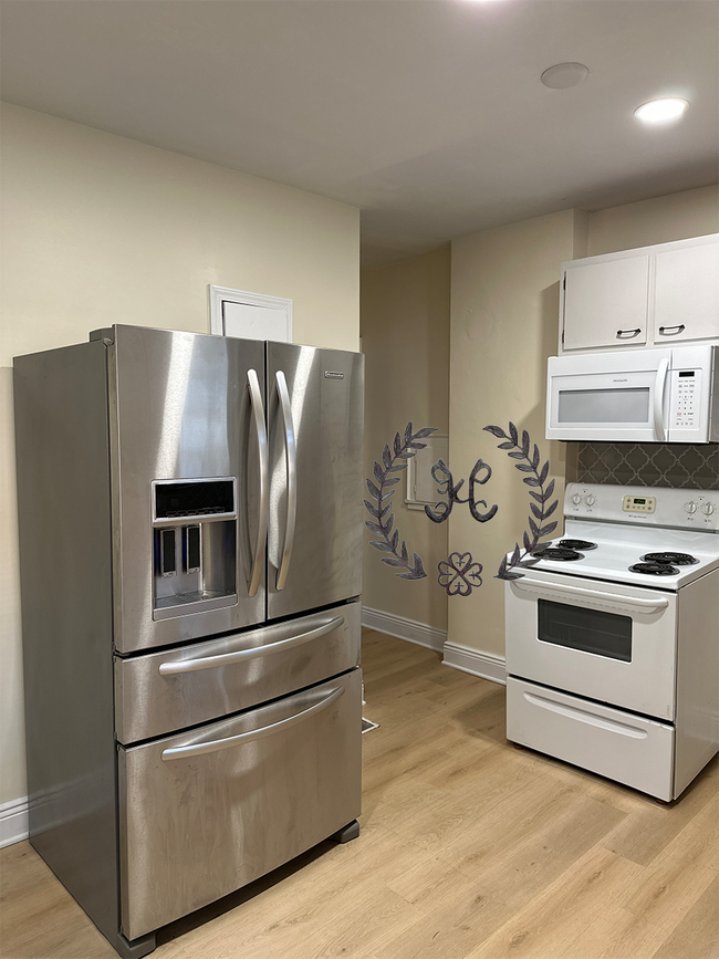 Building Photo - 119 Brunson Ave