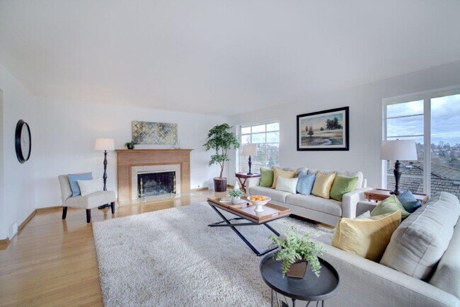 Foto del edificio - 2662 37th Ave W