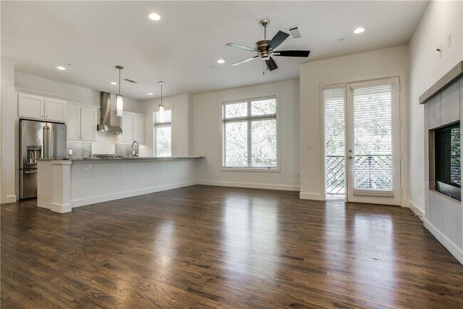 Foto del edificio - 4514 Abbott Ave